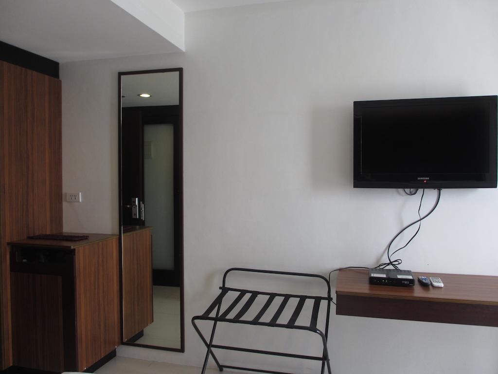Cityscape Hotel Mandaue City Exterior photo