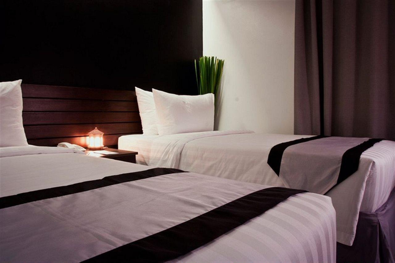 Cityscape Hotel Mandaue City Exterior photo