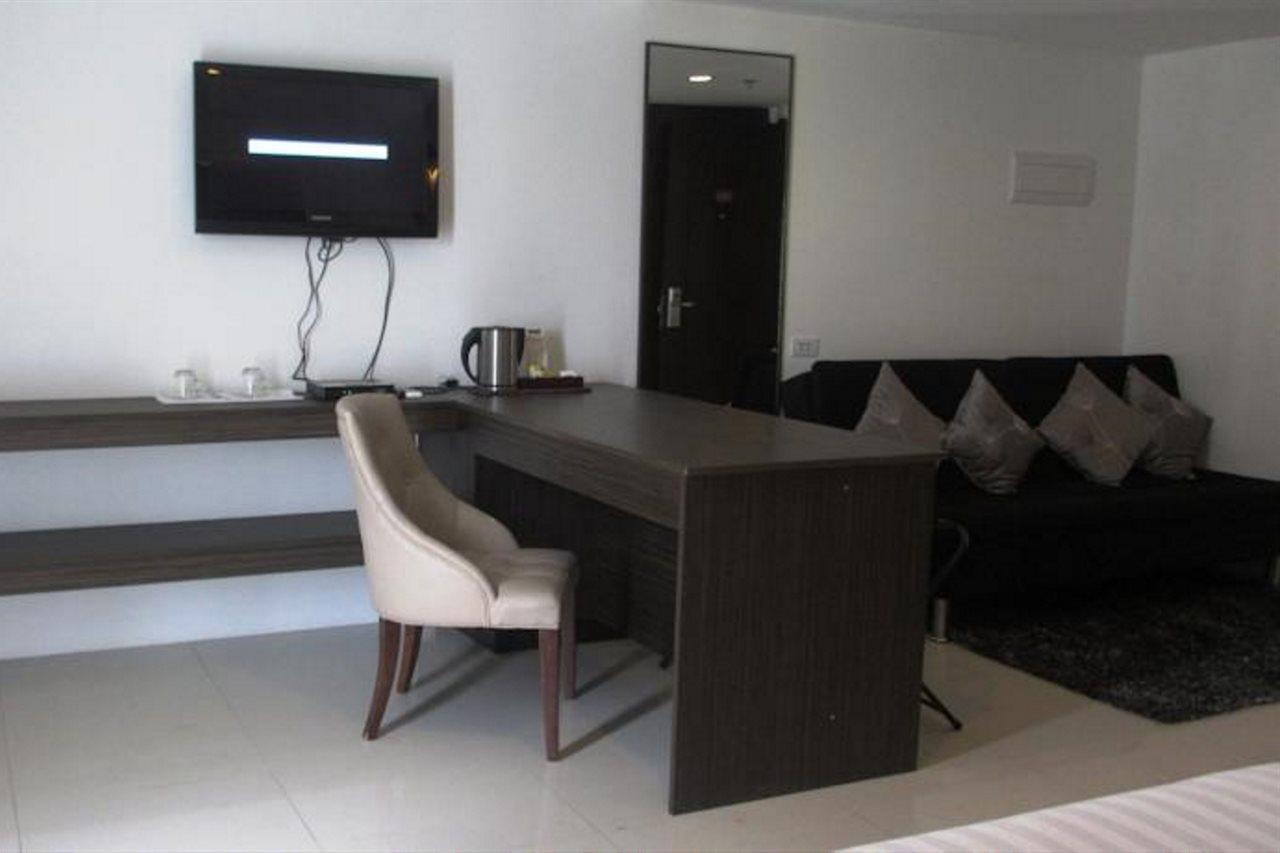 Cityscape Hotel Mandaue City Exterior photo