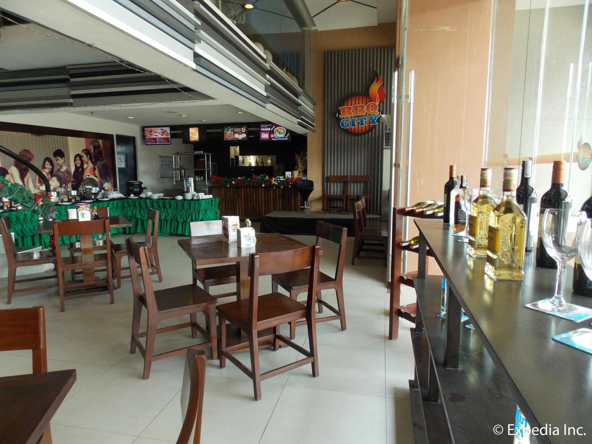 Cityscape Hotel Mandaue City Exterior photo